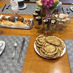 D'hotes Chez Coco Bed & Breakfast 3*